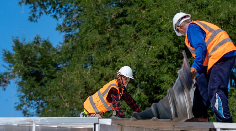 Professional residential roofers in Santa Clara, NM